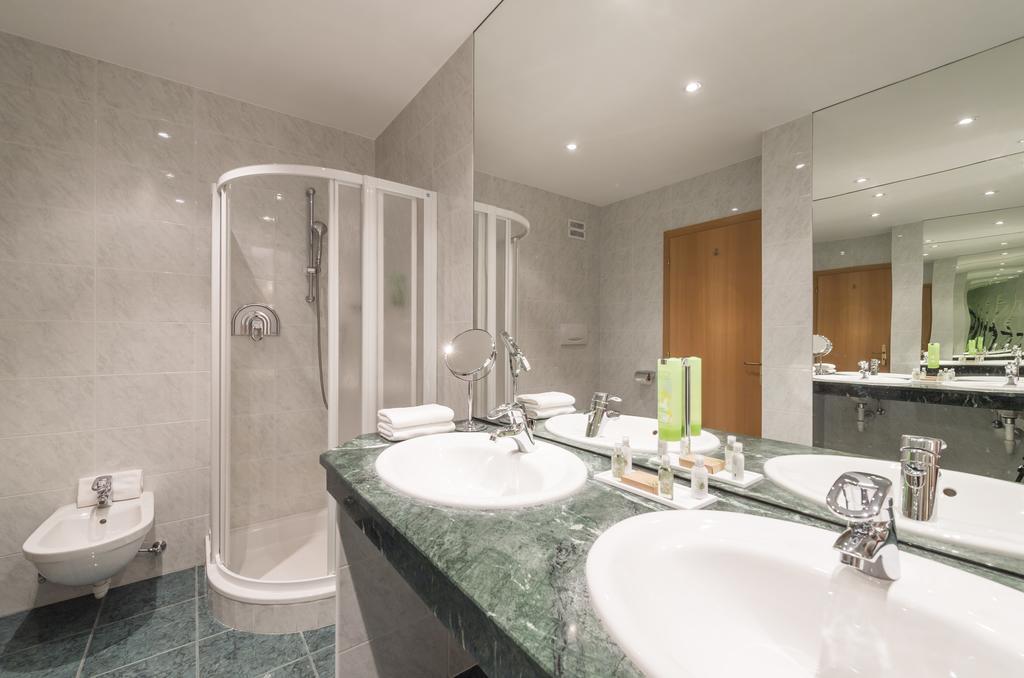 Baumgartner'S Blumenhotel Schenna Zewnętrze zdjęcie